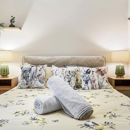 Tranquil 2 Bedroom Apartment Close To St. Paul'S Cathedral Londra Exterior foto