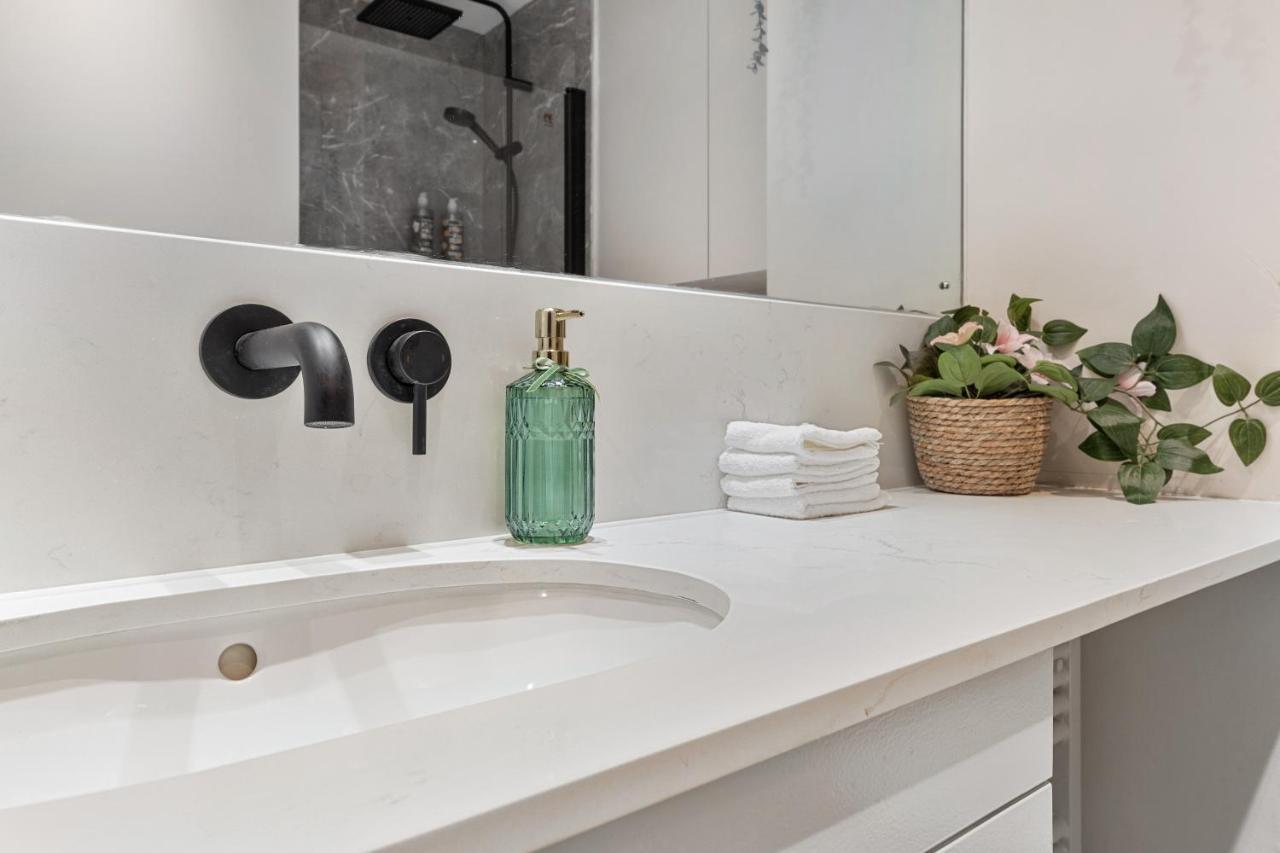 Tranquil 2 Bedroom Apartment Close To St. Paul'S Cathedral Londra Exterior foto